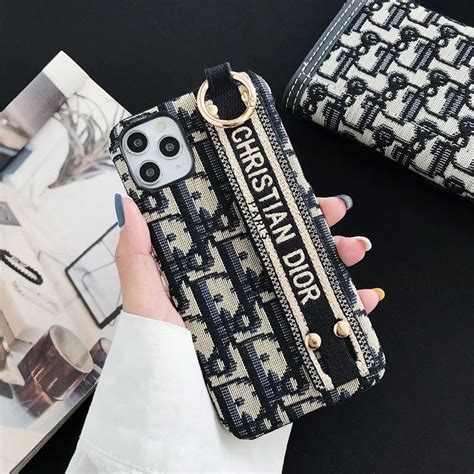 coque iphone 11 pro max dior